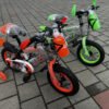 Dječiji bicikl sa pomoćnim točkićima